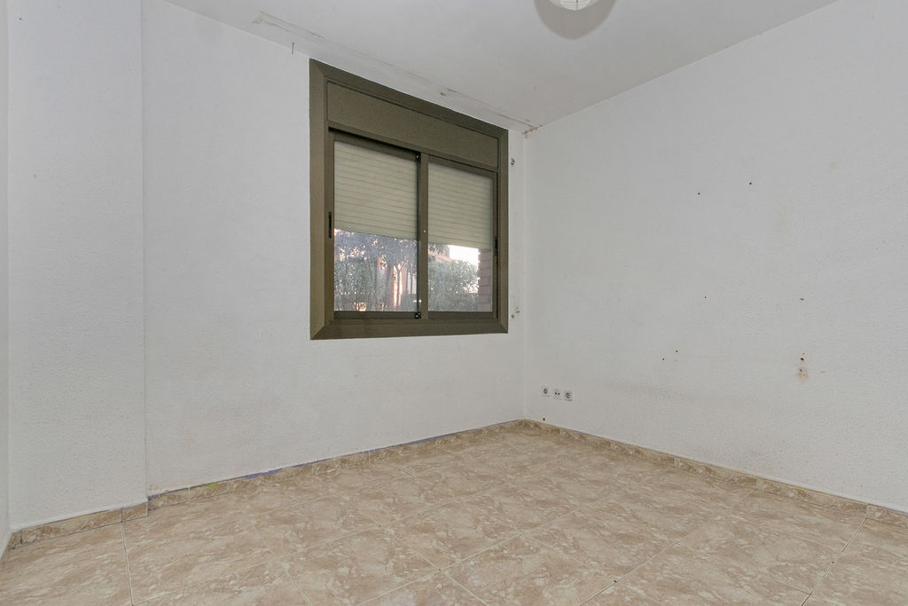 Appartamento a Rubi, Barcelona, Spagna 3 camere da letto, 80 mq. N° 167114
