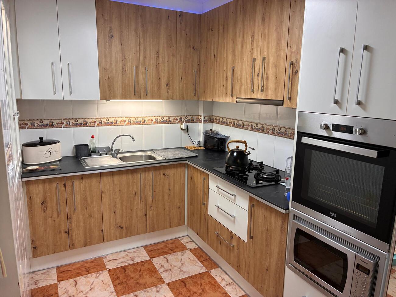 Villetta a schiera a Alicante, Spagna 2 camere da letto, 62 mq. N° 192028