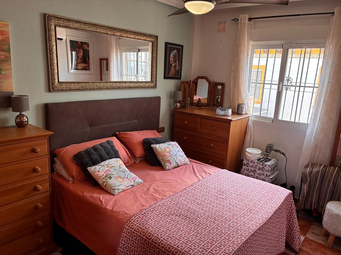 Villetta a schiera a Alicante, Spagna 2 camere da letto, 62 mq. N° 192028