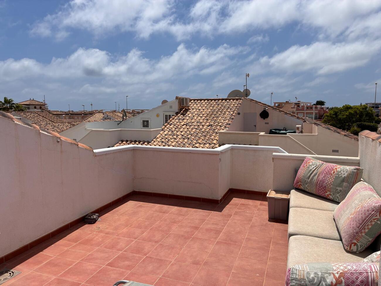Villetta a schiera a Alicante, Spagna 2 camere da letto, 62 mq. N° 192028
