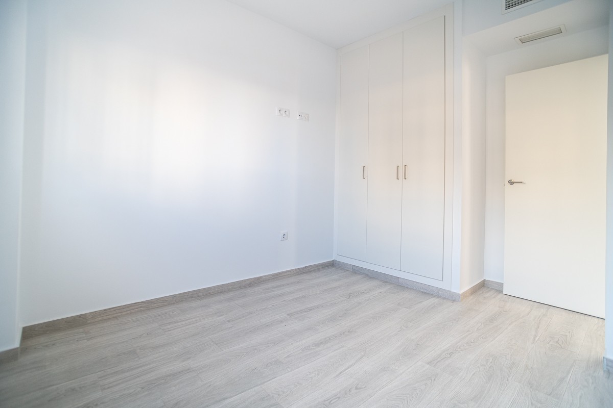 Wohnung in Alicante, Spanien 3 Schlafzimmer, 100 m2 Nr. 192025