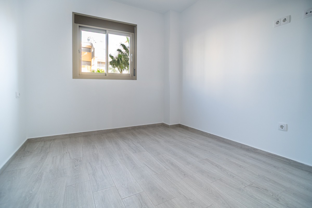 Wohnung in Alicante, Spanien 3 Schlafzimmer, 100 m2 Nr. 192025