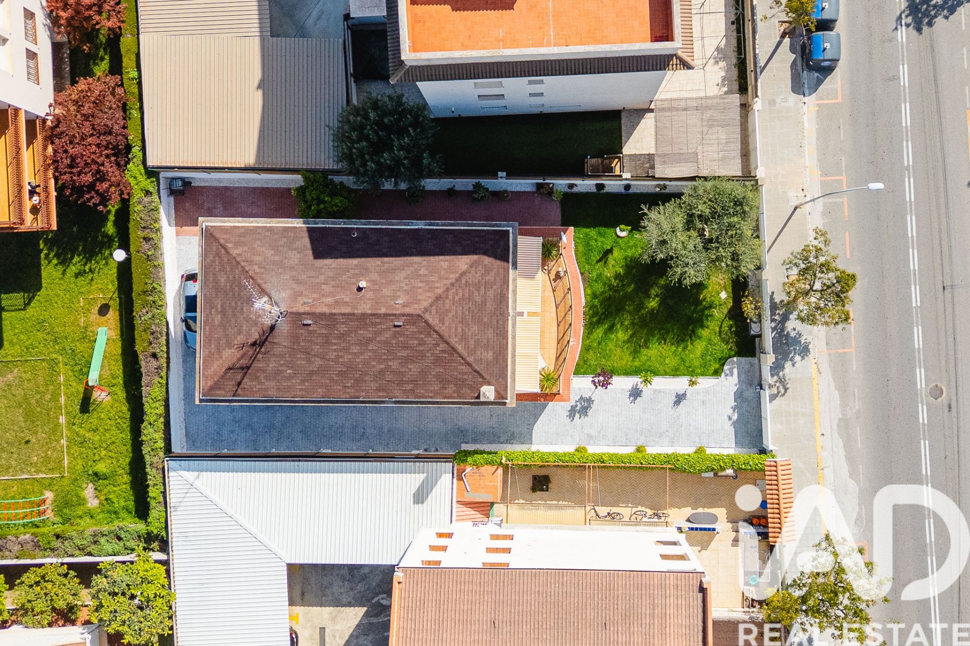Hus i Cunit, Tarragona, Spanien 4 sovrum, 212 kvm. Nr. 172714