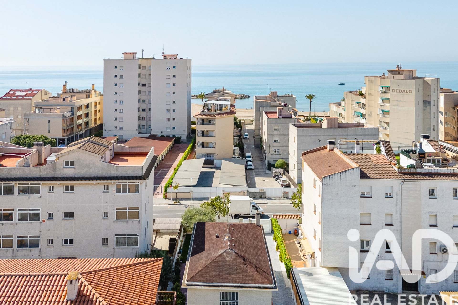 Hus i Cunit, Tarragona, Spanien 4 sovrum, 212 kvm. Nr. 172714