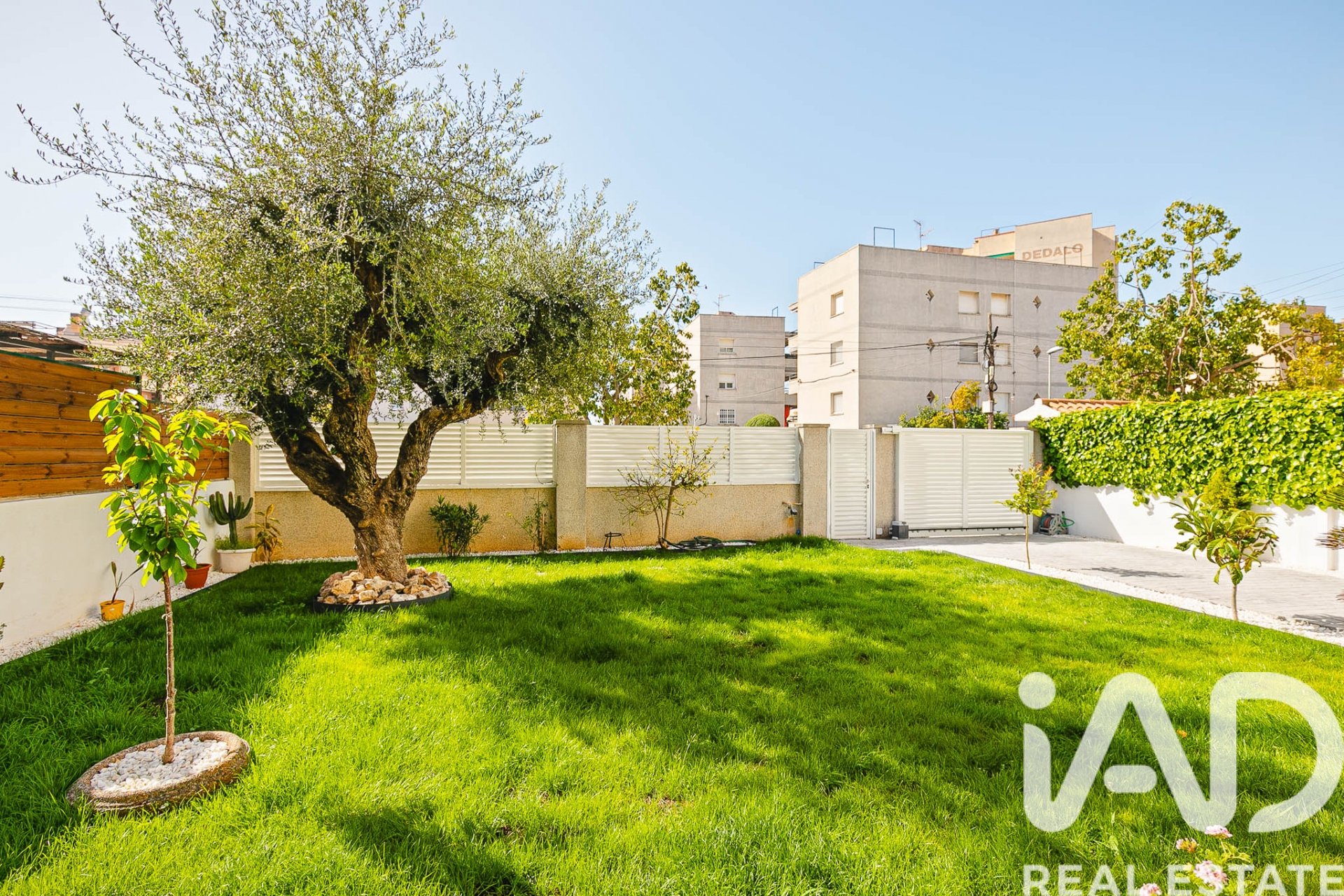 Hus i Cunit, Tarragona, Spanien 4 sovrum, 212 kvm. Nr. 172714
