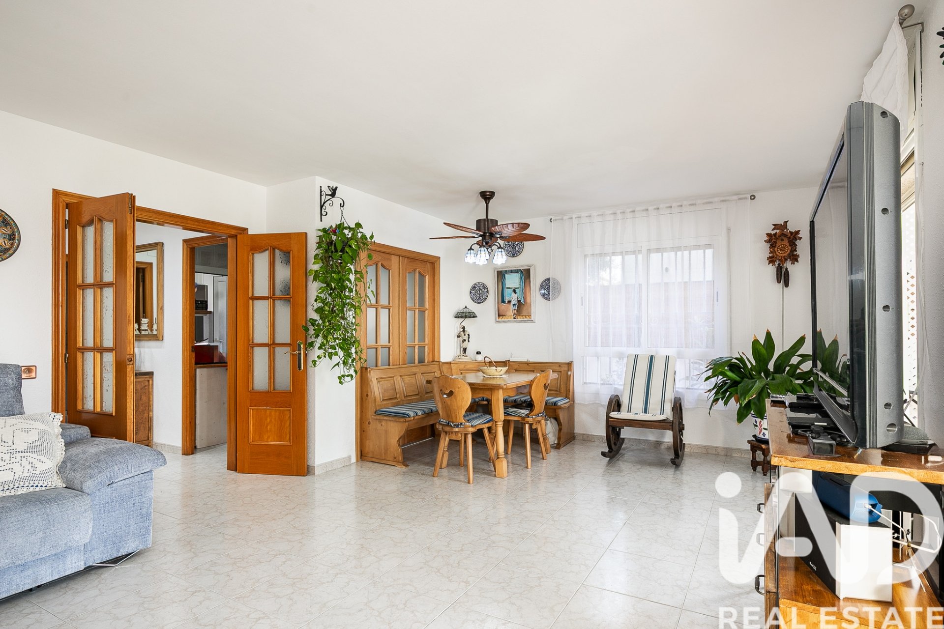 Hus i Cunit, Tarragona, Spanien 4 sovrum, 212 kvm. Nr. 172714