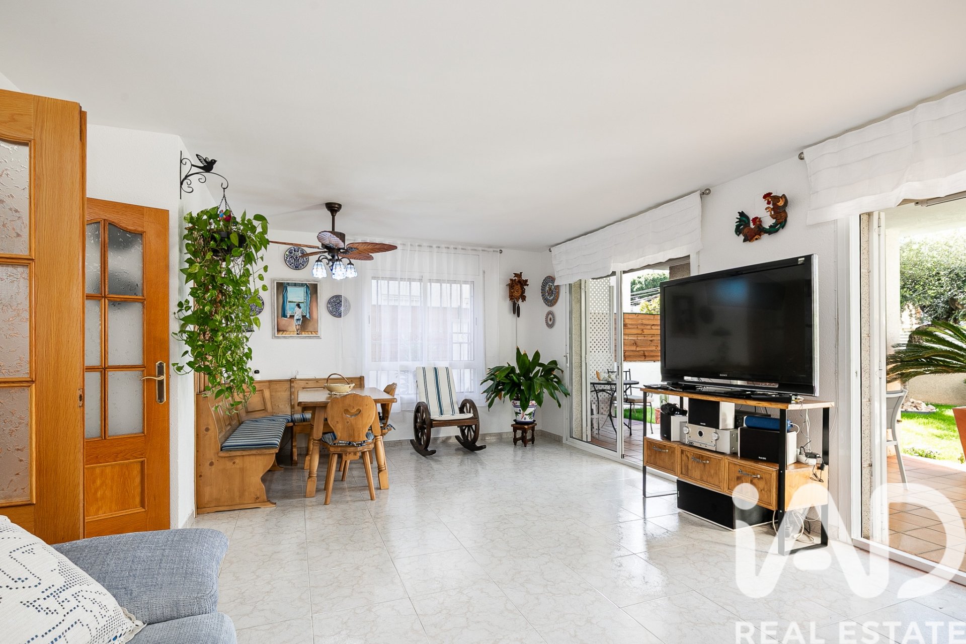 Hus i Cunit, Tarragona, Spanien 4 sovrum, 212 kvm. Nr. 172714