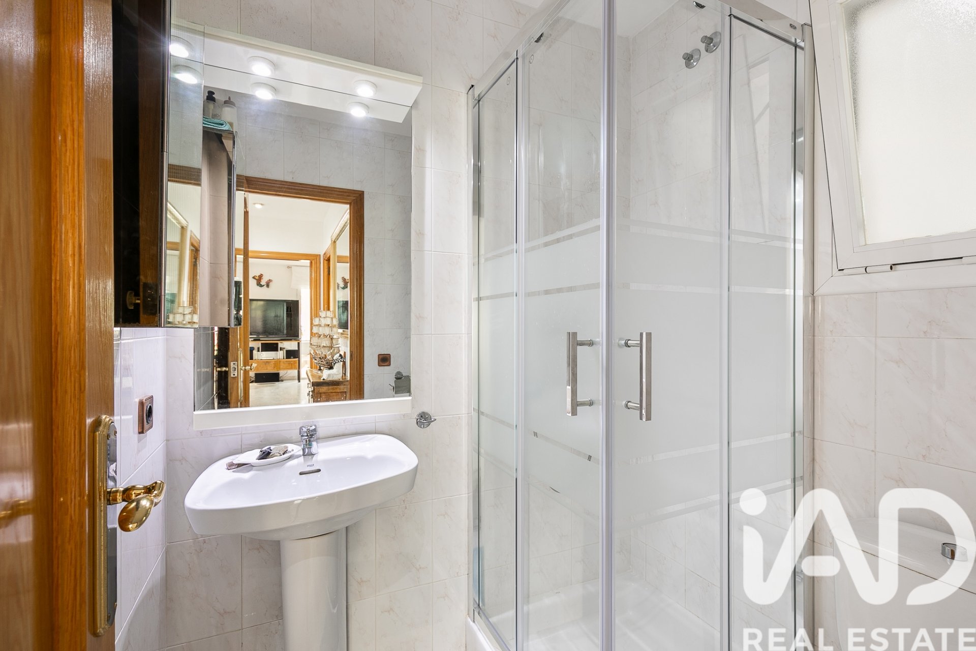 Hus i Cunit, Tarragona, Spanien 4 sovrum, 212 kvm. Nr. 172714