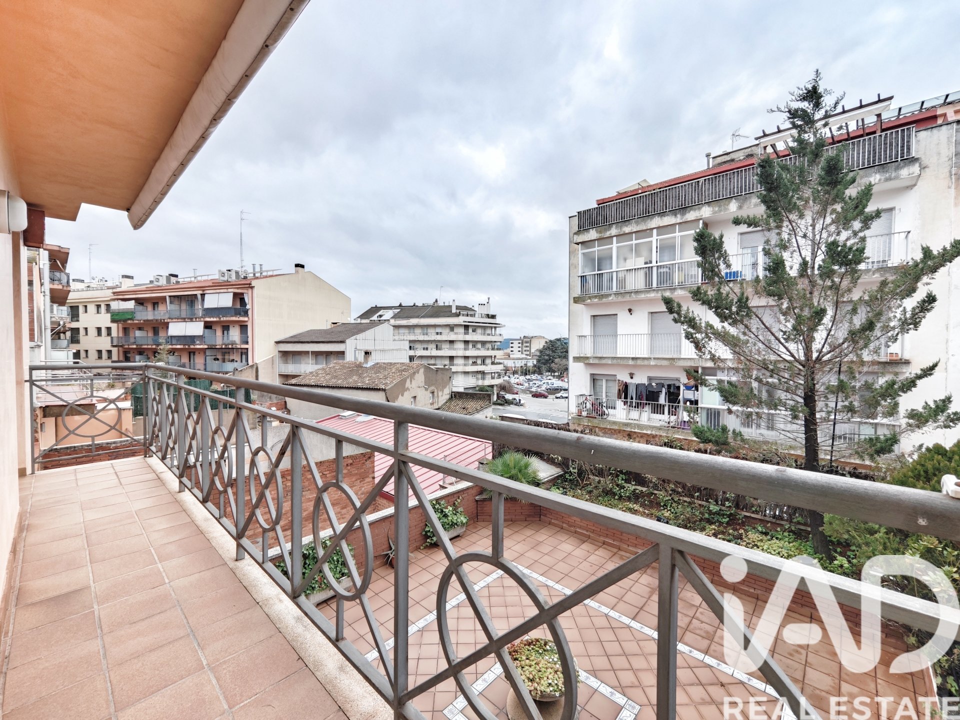 Apartment in Igualada, Barcelona, Spain 5 bedrooms, 544 sq.m. No. 172709