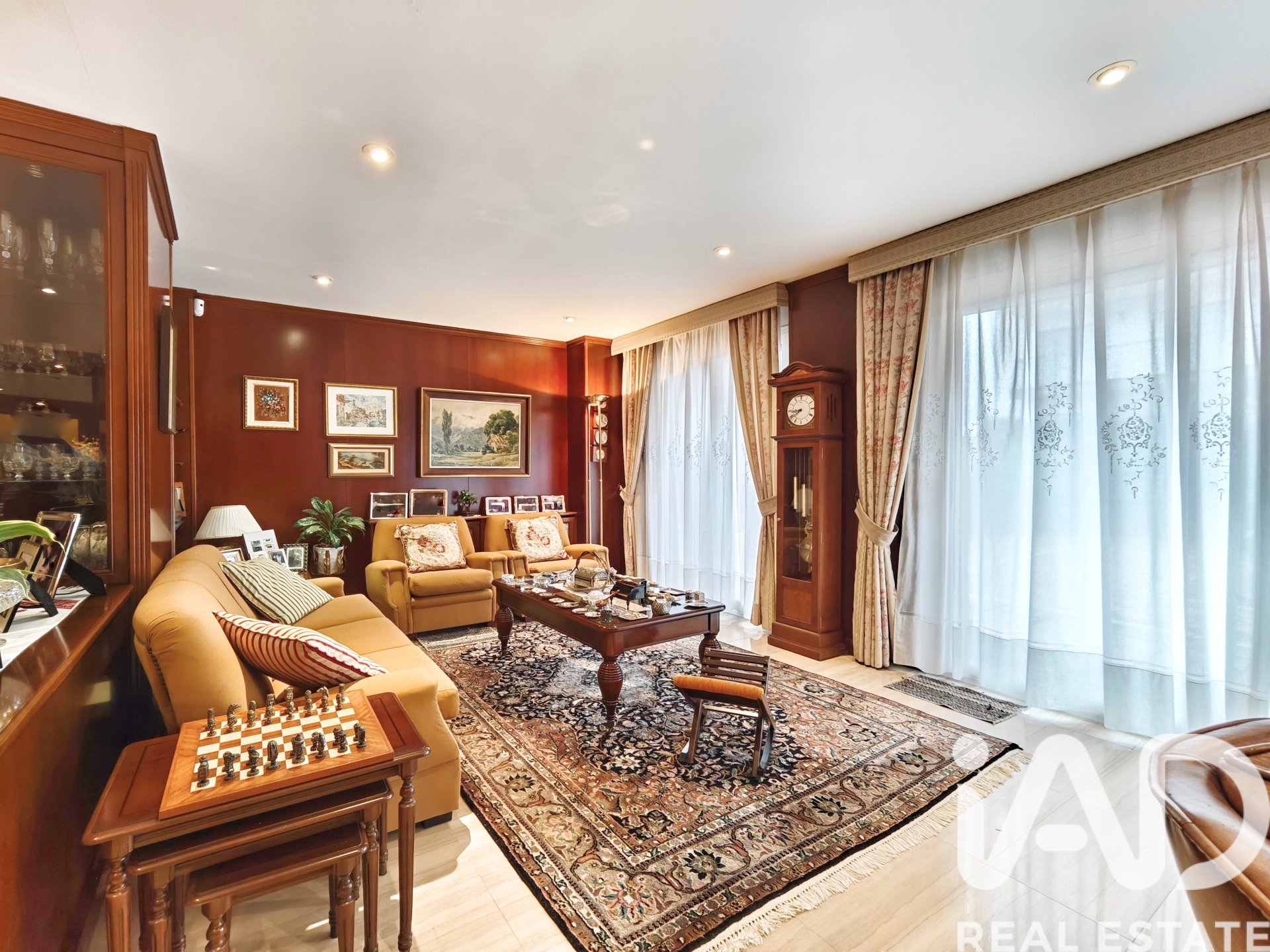 Apartment in Igualada, Barcelona, Spain 5 bedrooms, 544 sq.m. No. 172709