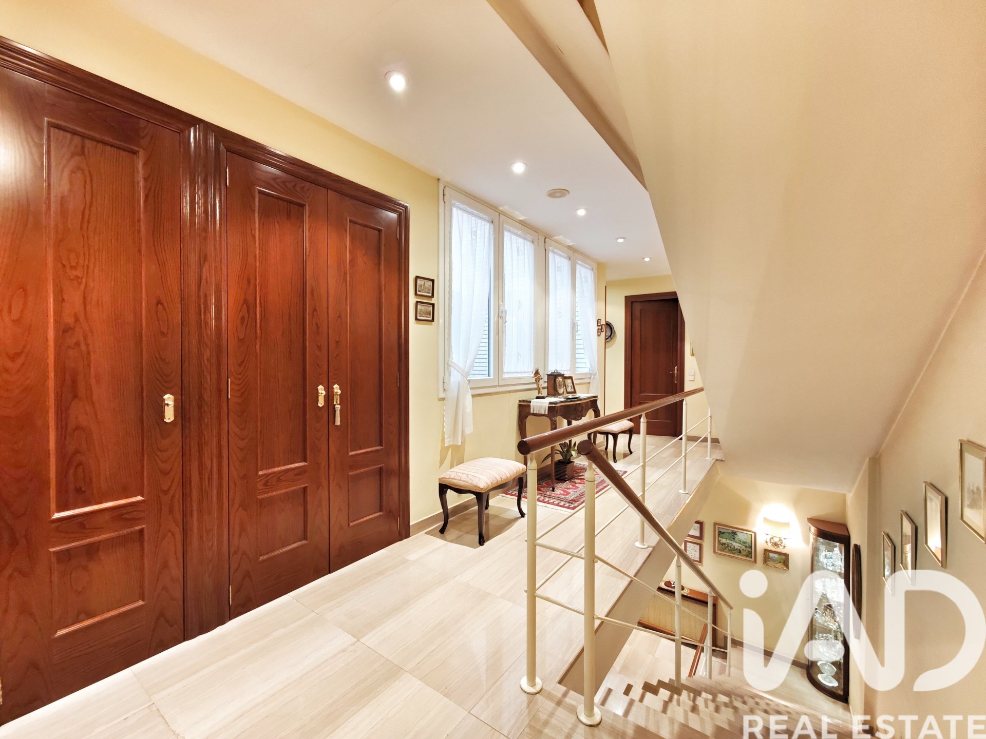 Apartment in Igualada, Barcelona, Spain 5 bedrooms, 544 sq.m. No. 172709