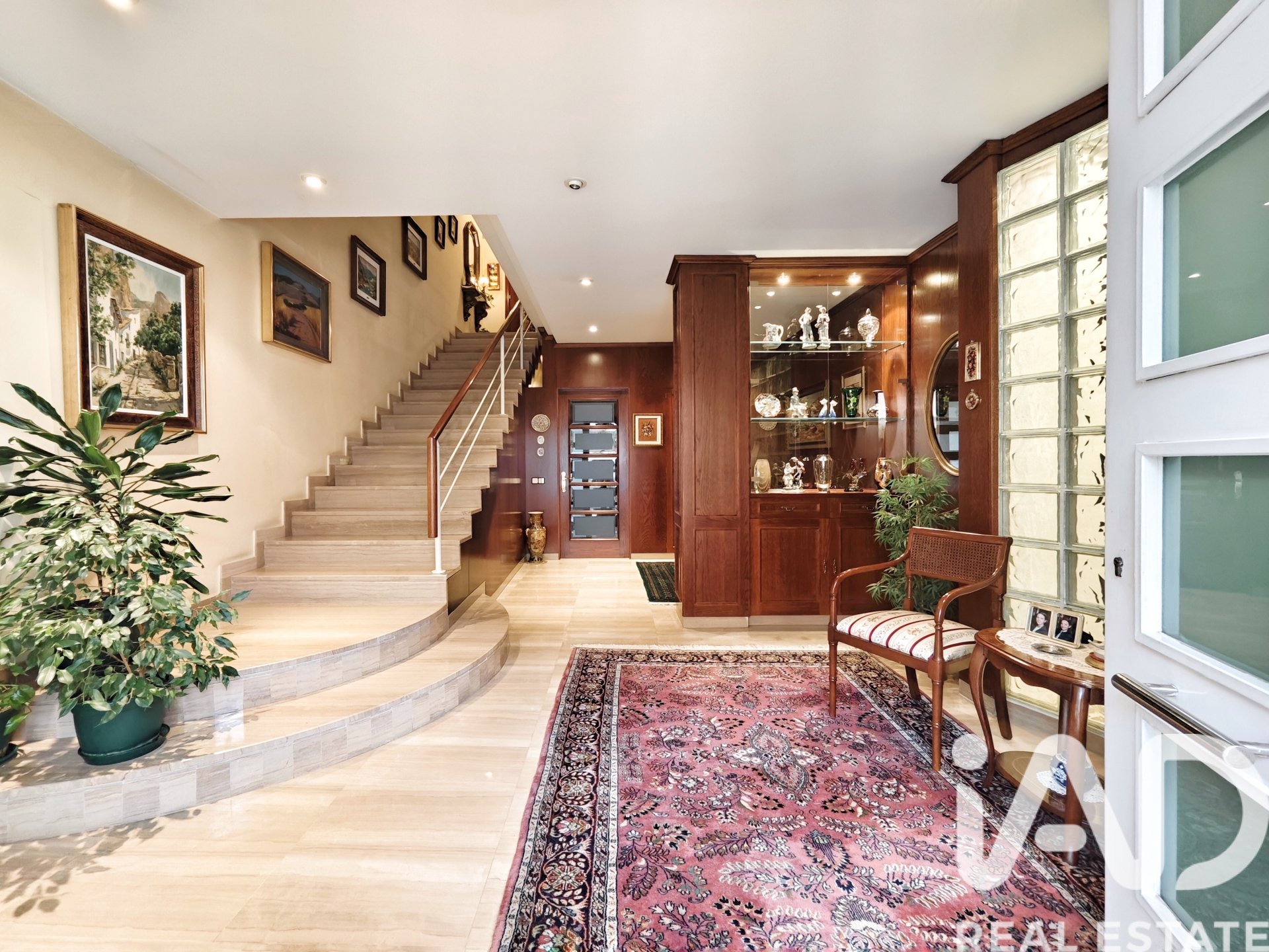 Apartment in Igualada, Barcelona, Spain 5 bedrooms, 544 sq.m. No. 172709