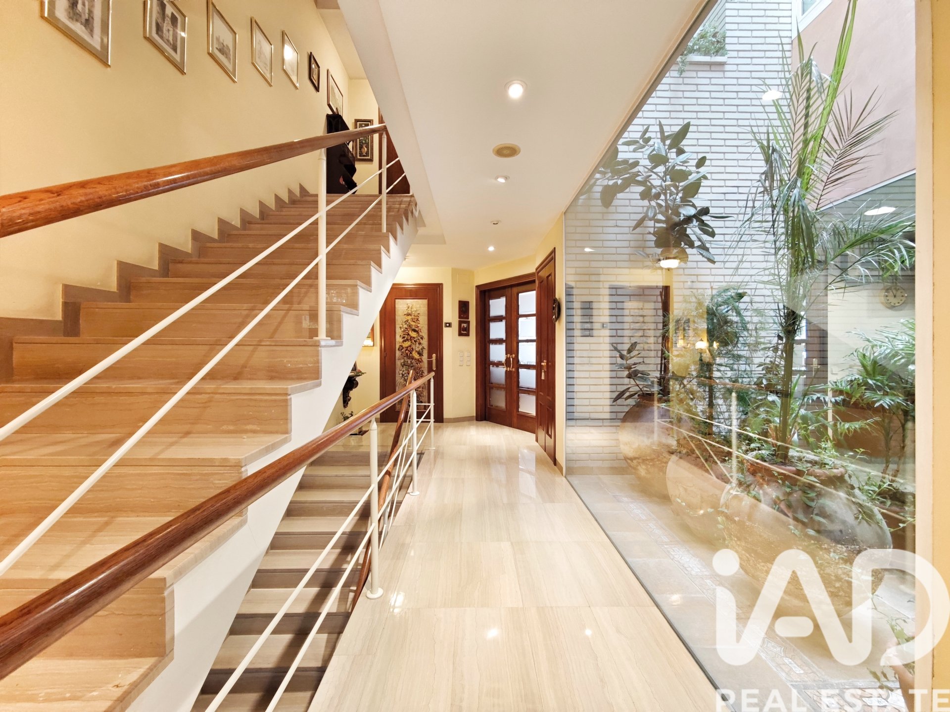 Apartment in Igualada, Barcelona, Spain 5 bedrooms, 544 sq.m. No. 172709