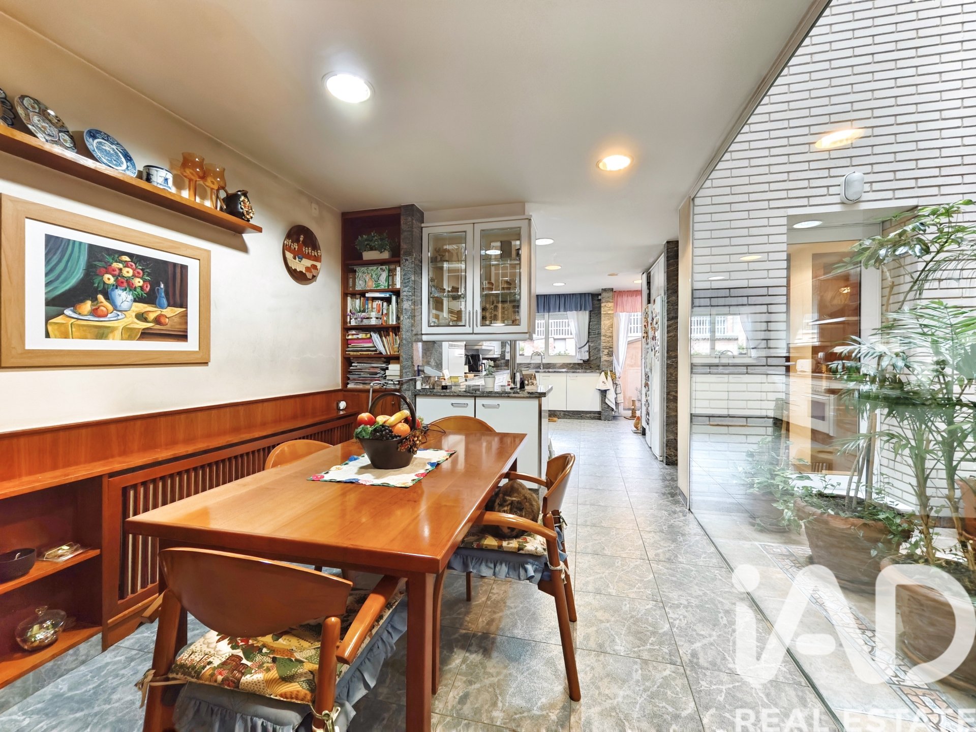 Apartment in Igualada, Barcelona, Spain 5 bedrooms, 544 sq.m. No. 172709