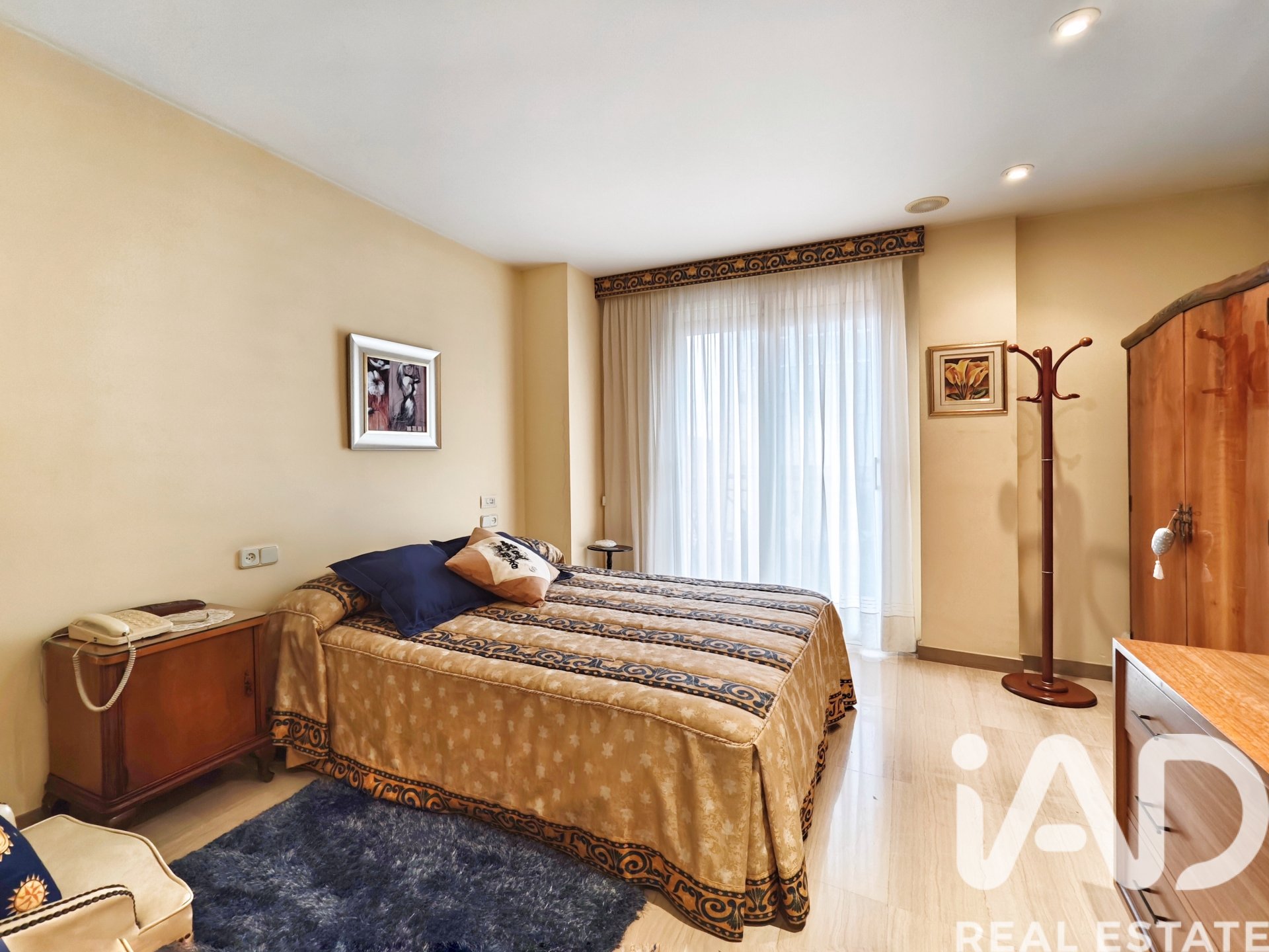 Apartment in Igualada, Barcelona, Spain 5 bedrooms, 544 sq.m. No. 172709