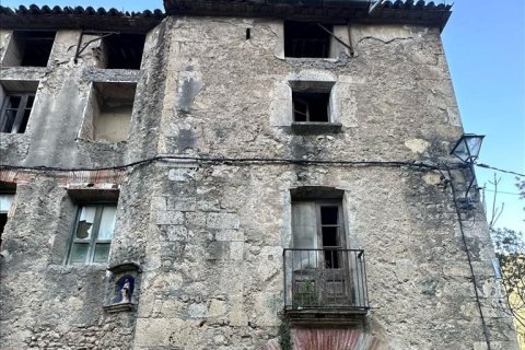 Hus i Capellades, Barcelona, Spanien 4 sovrum, 267 kvm. Nr. 191356