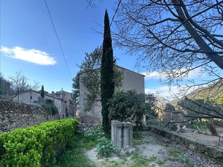 Casa a Capellades, Barcelona, Spagna 4 camere da letto, 267 mq. N° 191356