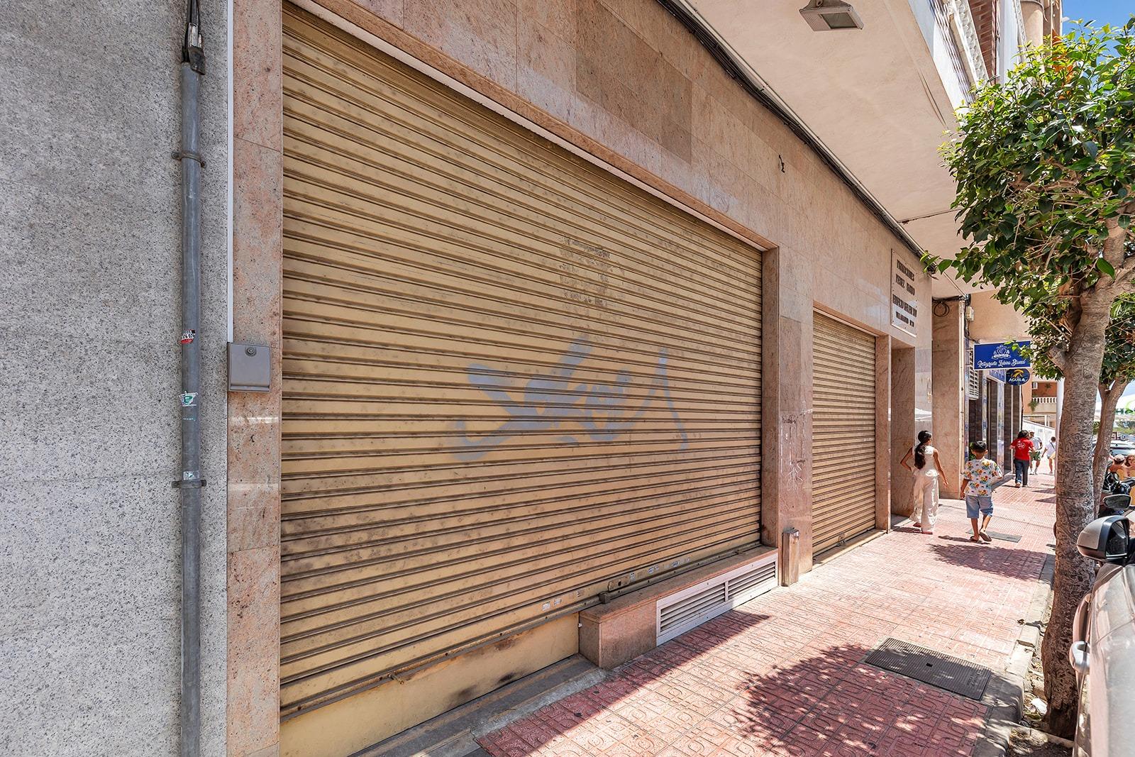 Lokal usługowy w Torrevieja, Alicante, Hiszpania nr 189852