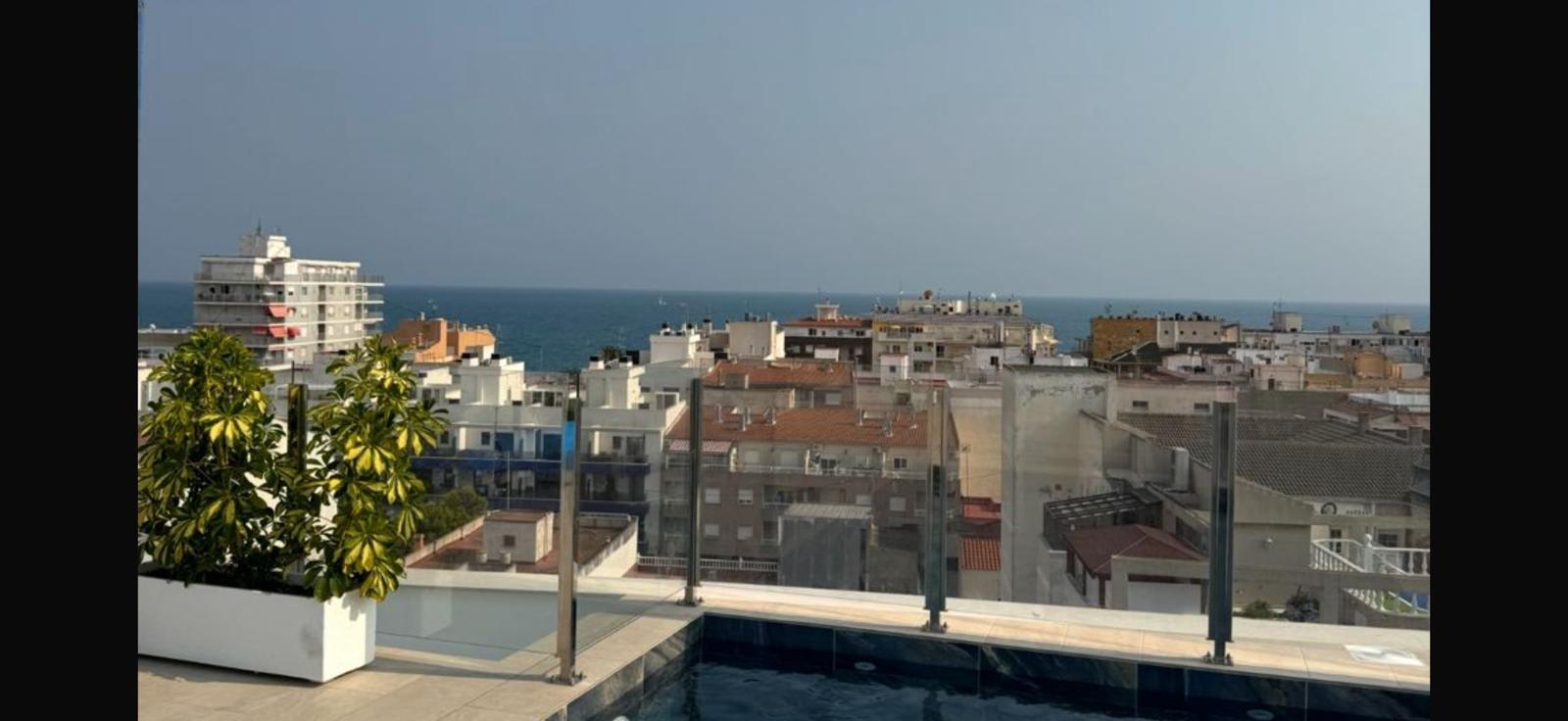 Appartamento a Torrevieja, Alicante, Spagna 2 camere da letto, 75 mq. N° 189850