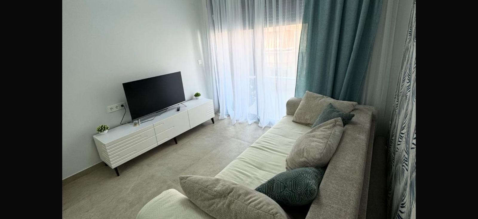 Appartamento a Torrevieja, Alicante, Spagna 2 camere da letto, 75 mq. N° 189850