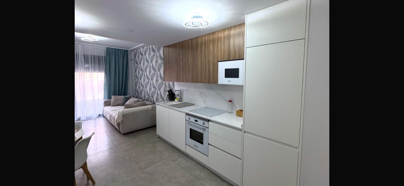 Appartamento a Torrevieja, Alicante, Spagna 2 camere da letto, 75 mq. N° 189850