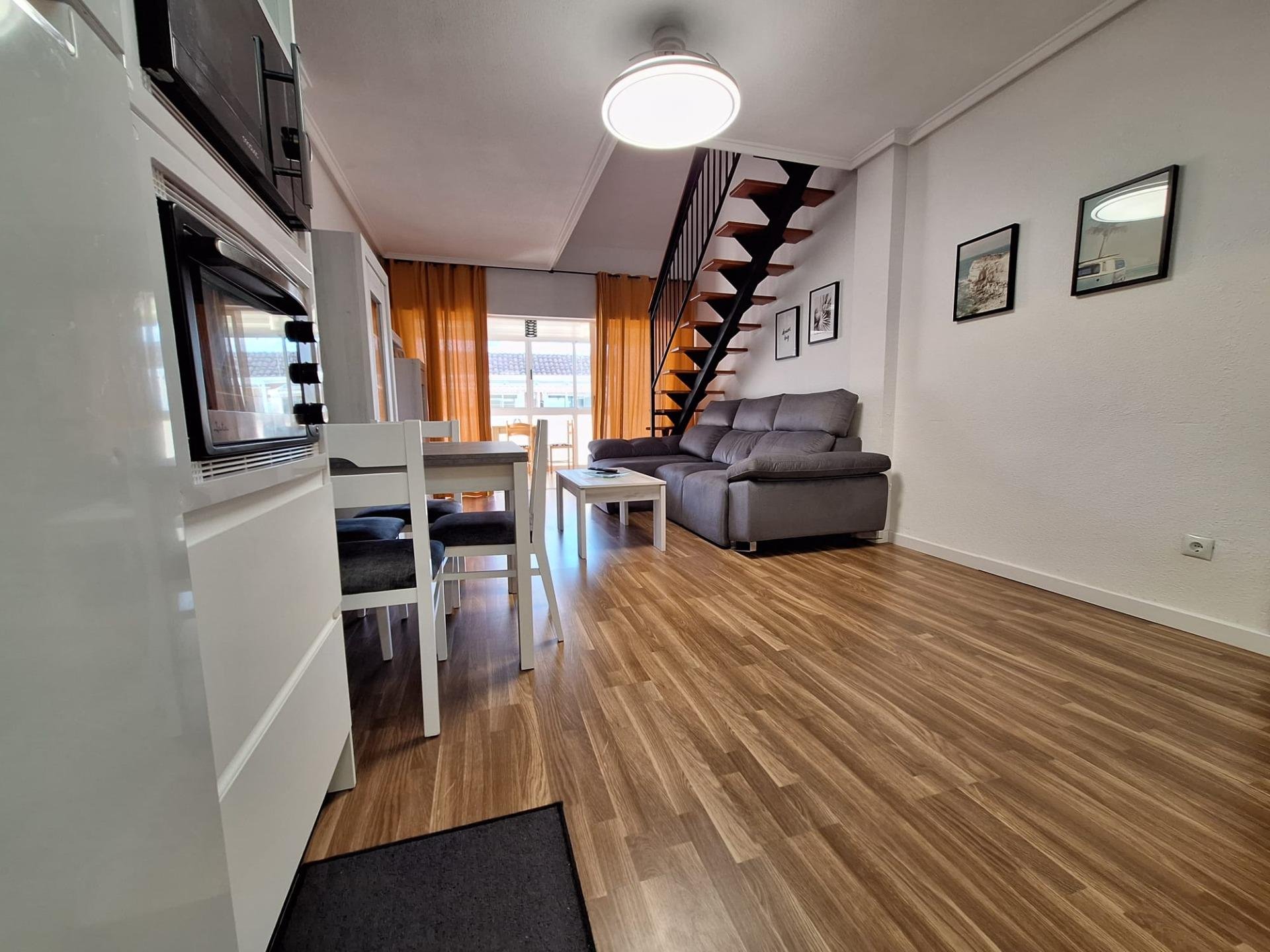 Apartamento en Torrevieja, Alicante, España 3 dormitorios, 100 m2 No. 189848
