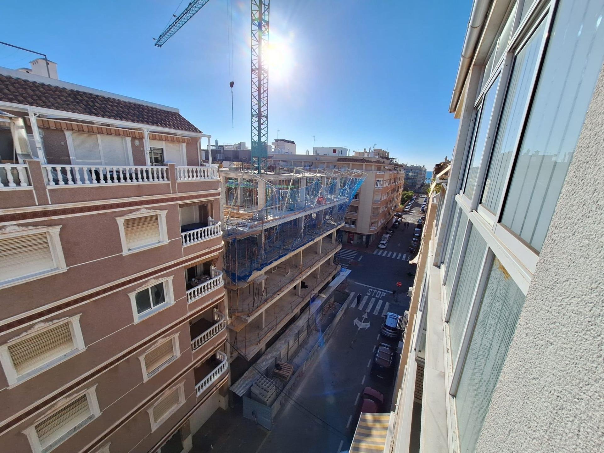 Apartamento en Torrevieja, Alicante, España 3 dormitorios, 100 m2 No. 189848