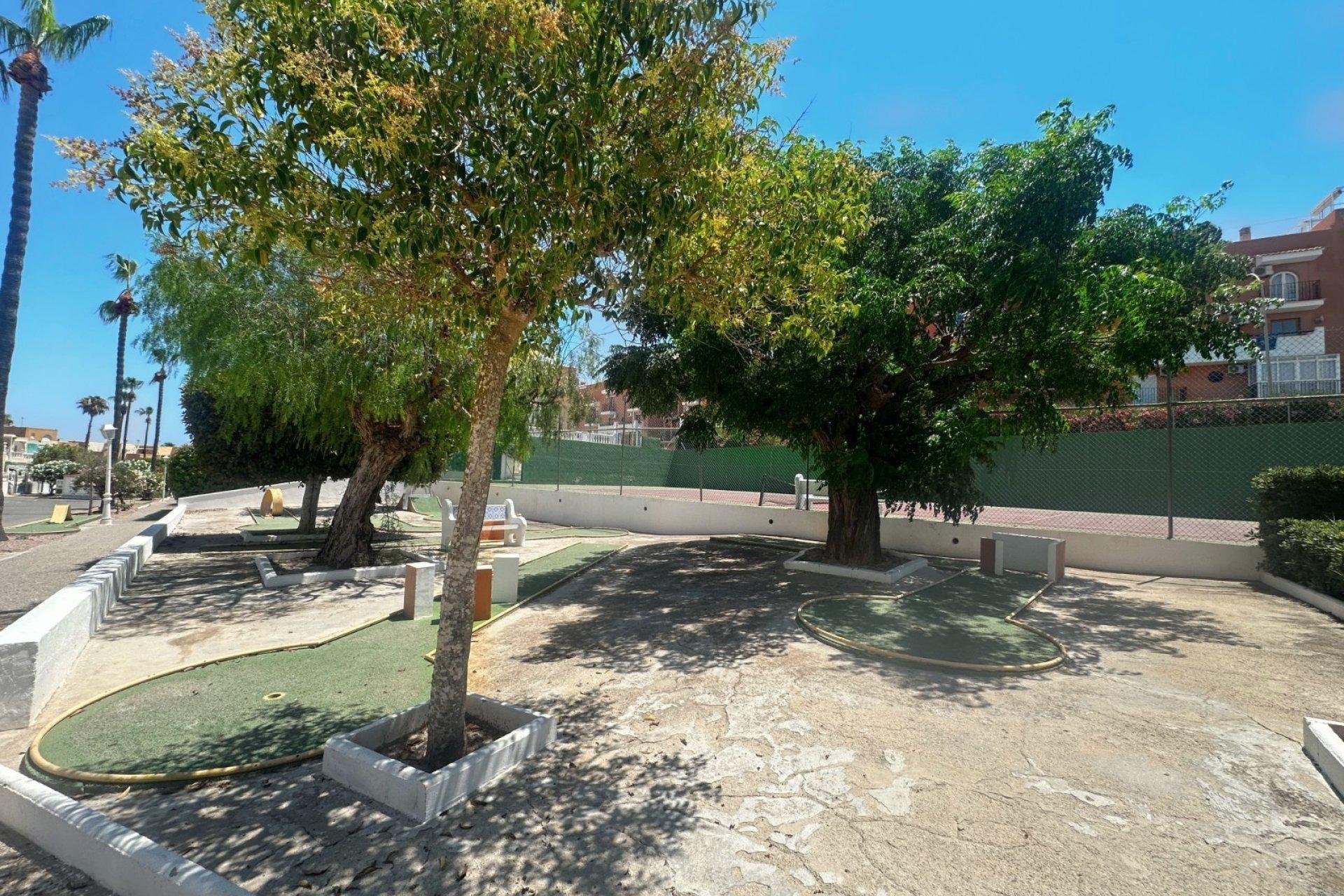 Bungalow in Torrevieja, Alicante, Spain 1 bedroom, 45 sq.m. No. 190578