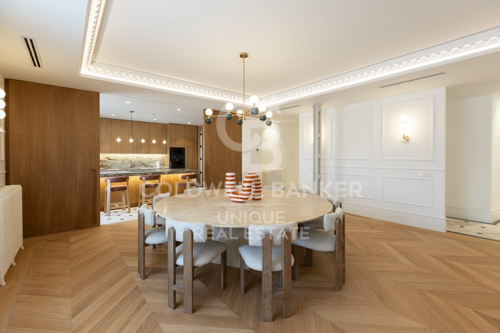 Appartamento a Madrid, Spagna 4 camere da letto, 487 mq. N° 157586