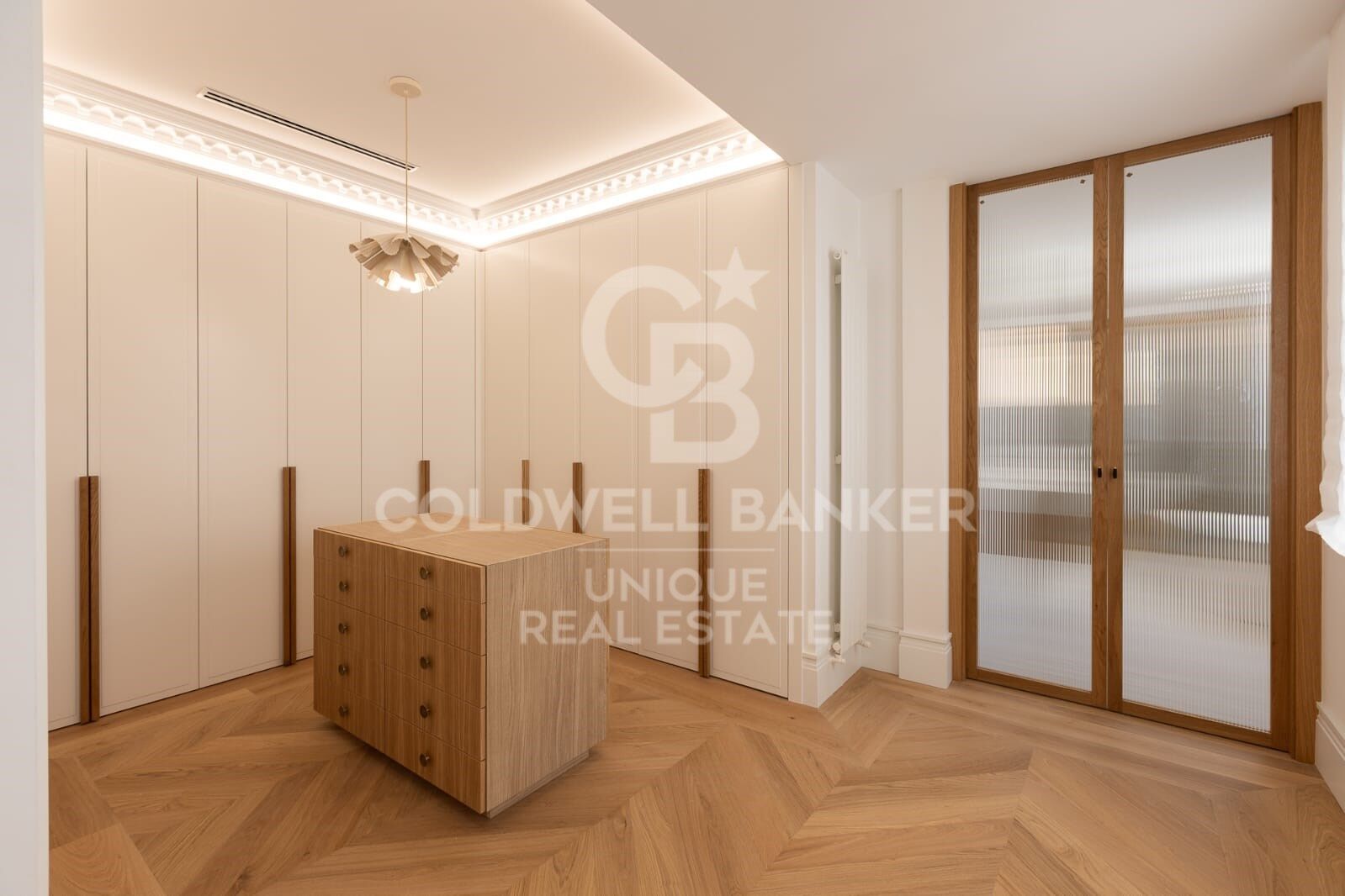 Appartamento a Madrid, Spagna 4 camere da letto, 487 mq. N° 157586