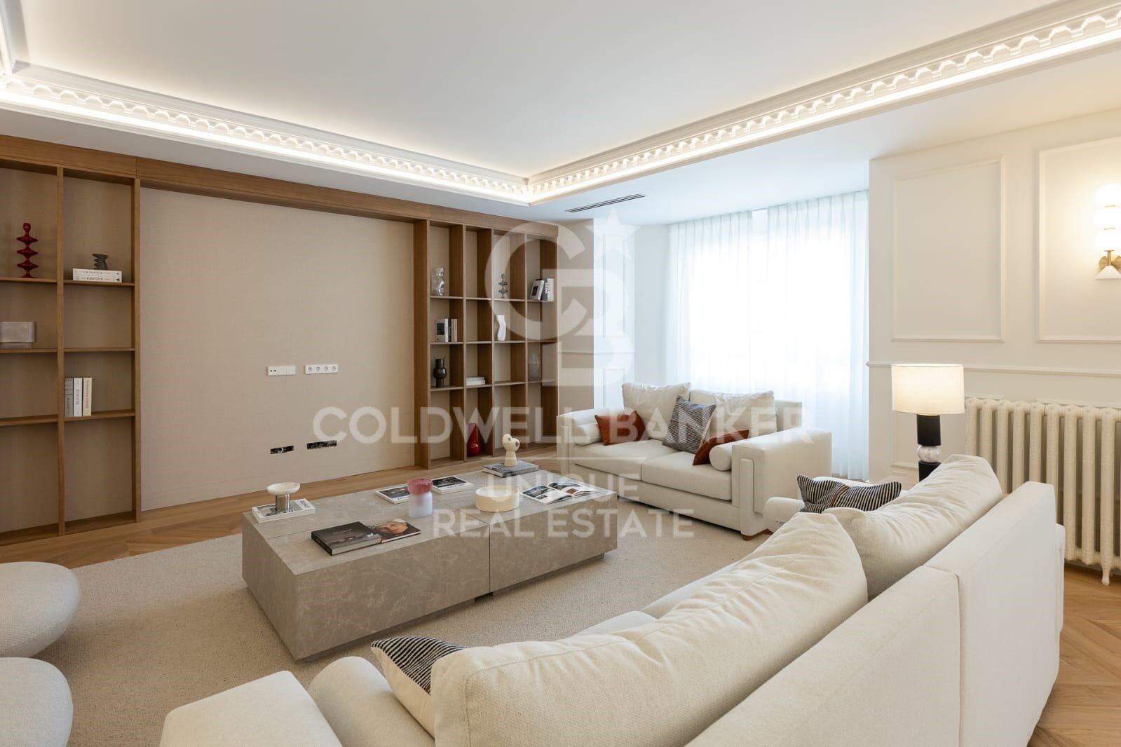 Appartamento a Madrid, Spagna 4 camere da letto, 487 mq. N° 157586