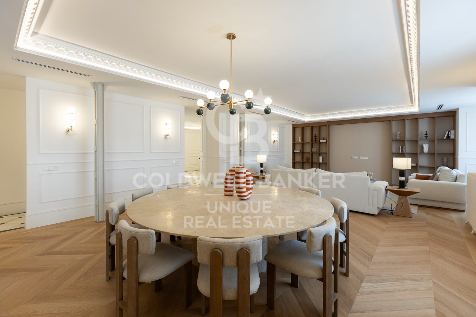 Appartamento a Madrid, Spagna 4 camere da letto, 487 mq. N° 157586