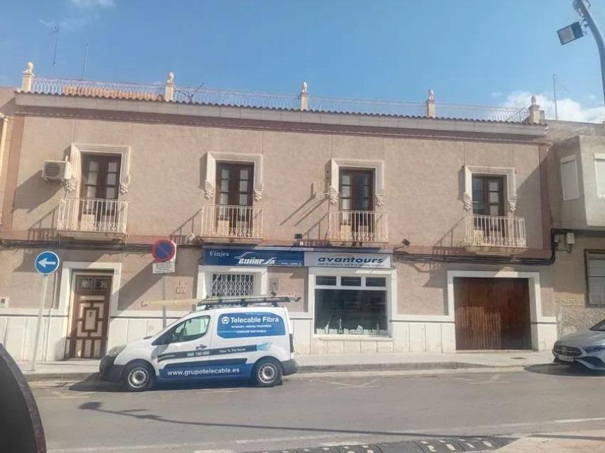 Villa in Santa Pola, Alicante, Spanien 3 Schlafzimmer, 512 m2 Nr. 163014