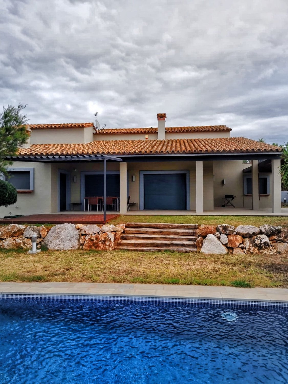 Talo Girona, Espanja 4 makuuhuonetta, 267 m2 No. 74974