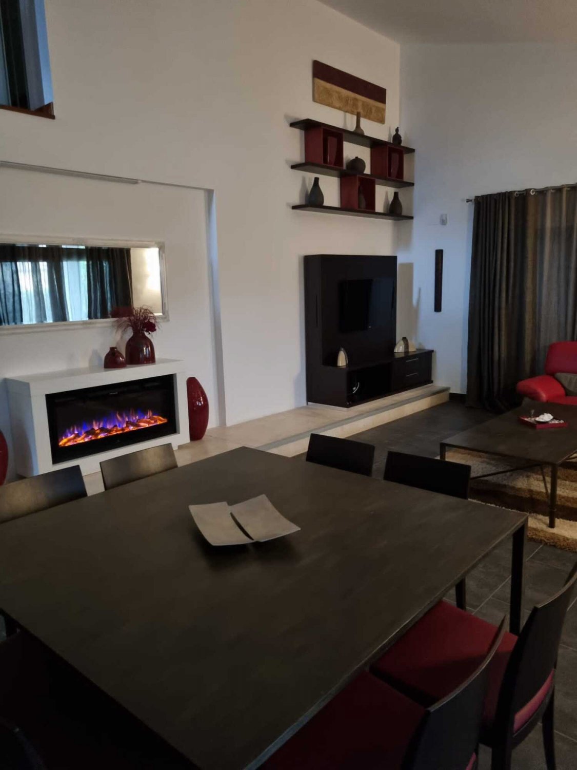 Talo Girona, Espanja 4 makuuhuonetta, 267 m2 No. 74974
