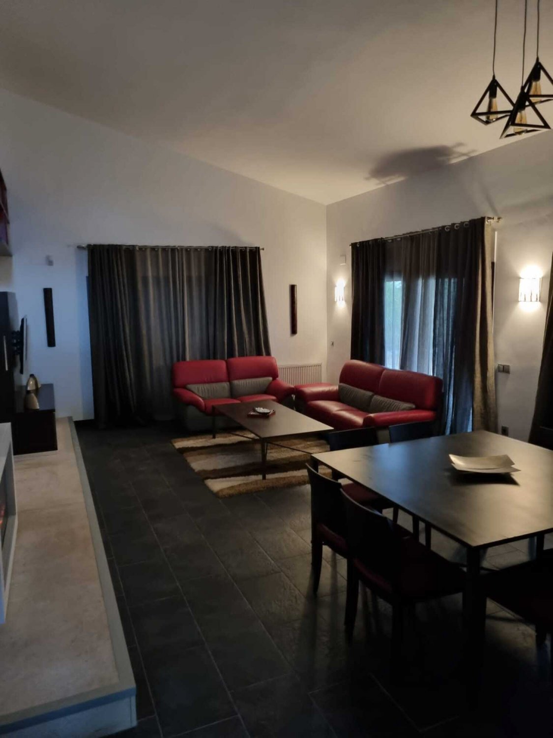 Talo Girona, Espanja 4 makuuhuonetta, 267 m2 No. 74974