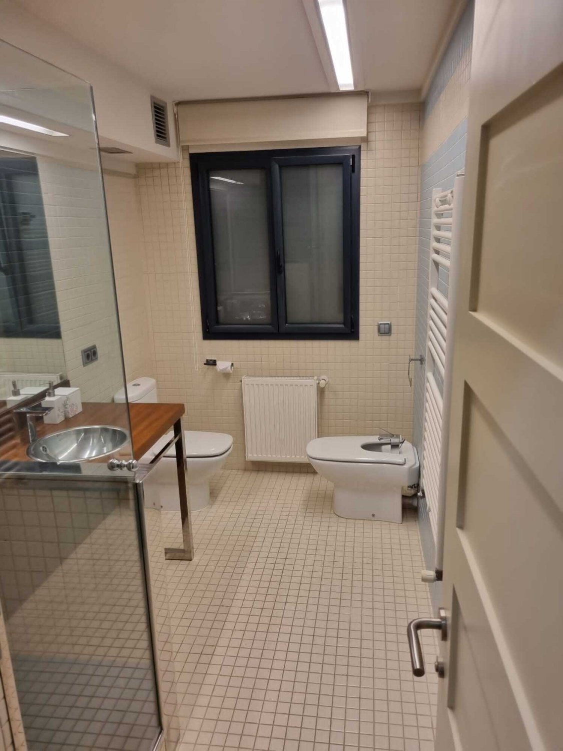 Talo Girona, Espanja 4 makuuhuonetta, 267 m2 No. 74974
