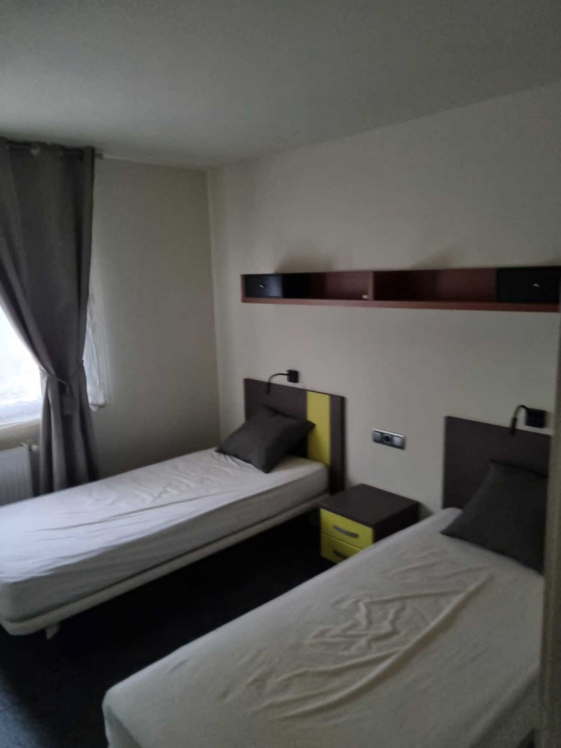 Talo Girona, Espanja 4 makuuhuonetta, 267 m2 No. 74974