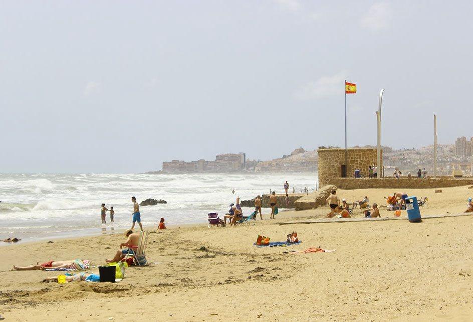 Dom w Torrevieja, Alicante, Hiszpania 2 sypialnie, 65 mkw. nr 168395