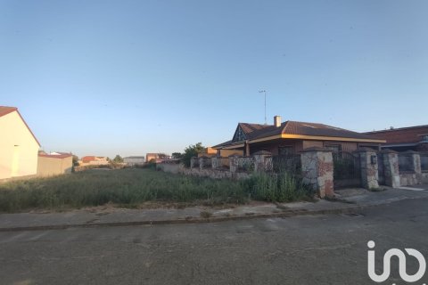 Tontti Villarejo de Orbigo, Leon, Espanja 1404 m2 No. 186125