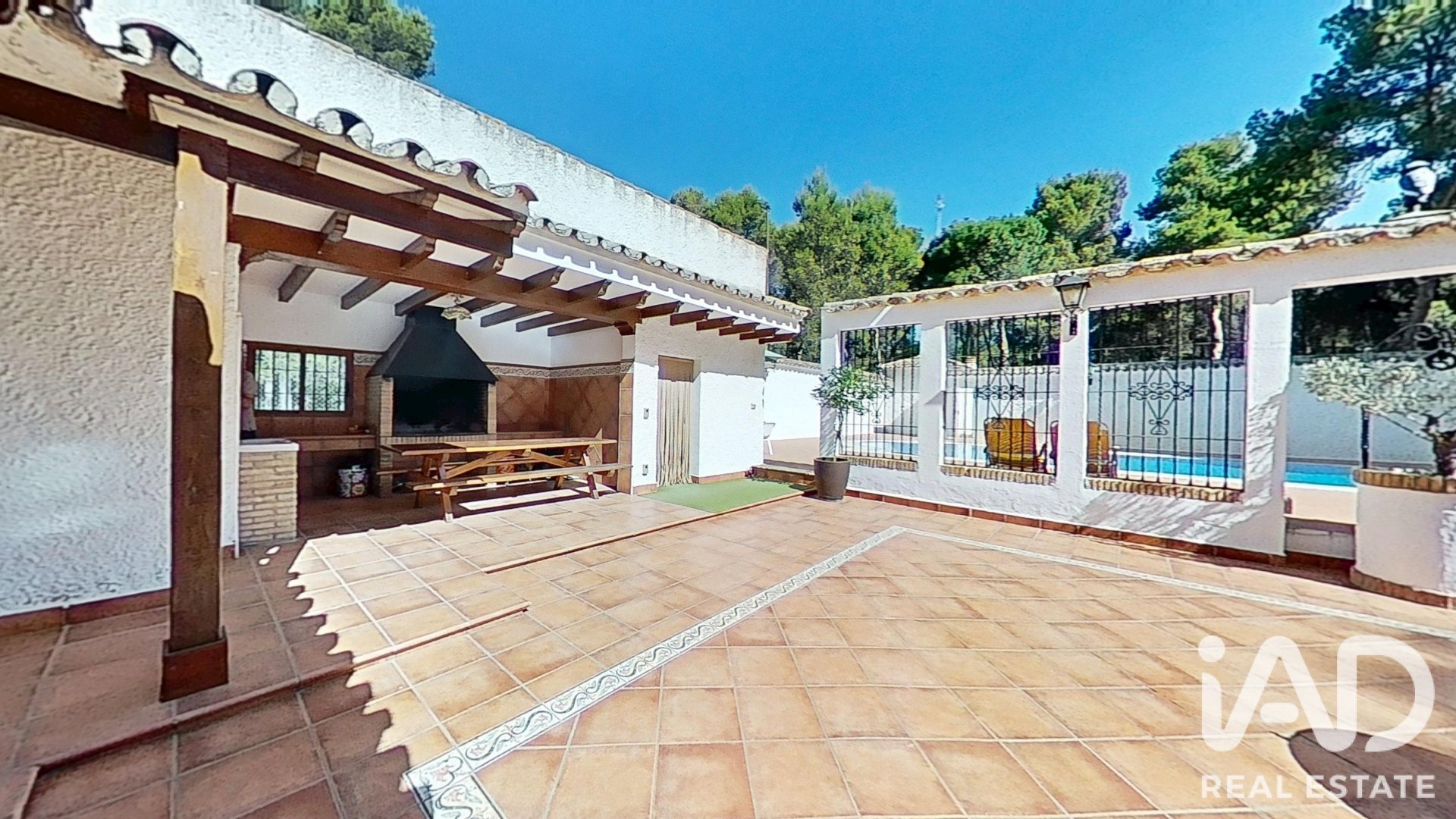Talo Albacete, Espanja 4 makuuhuonetta, 600 m2 No. 187728