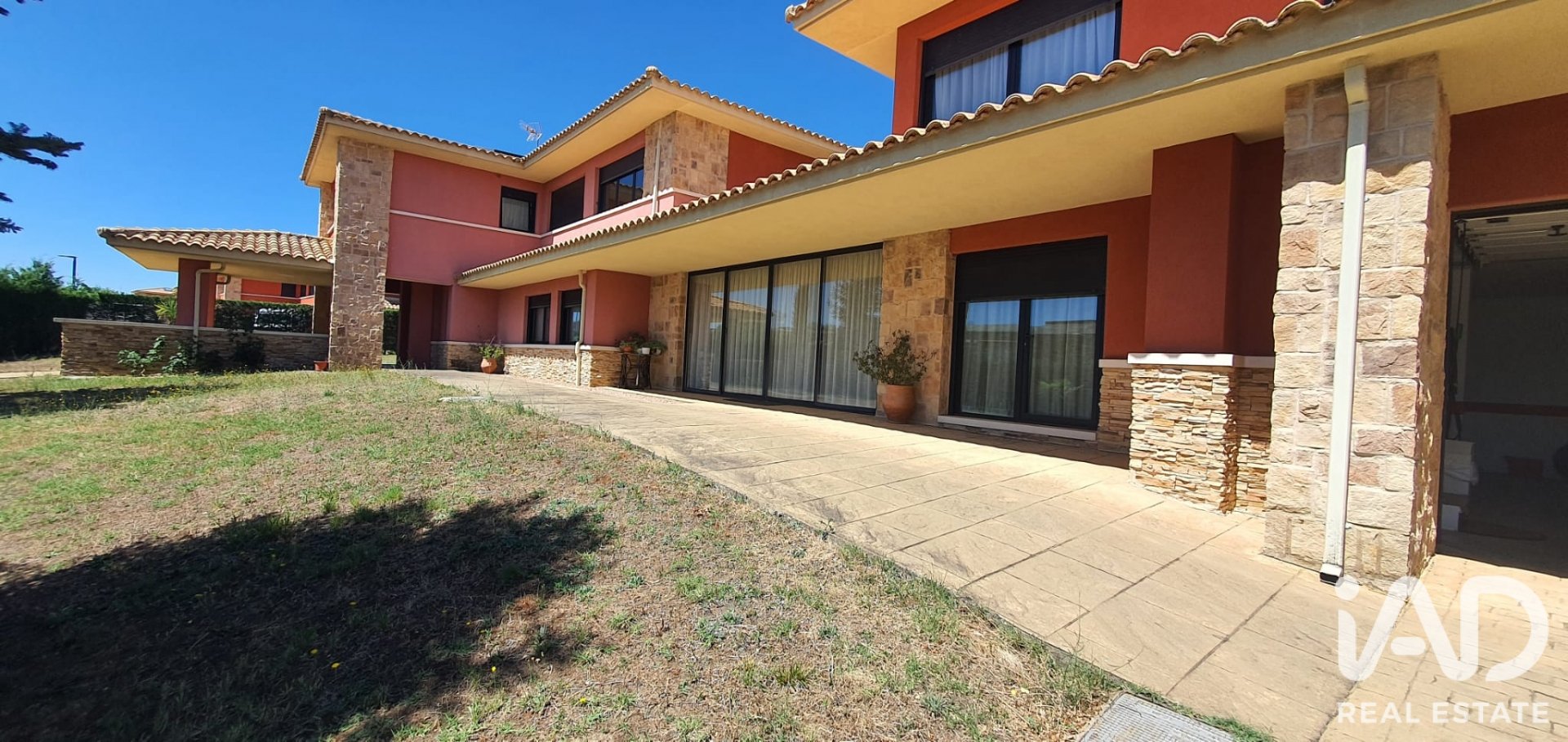 Apartamento en Carrascal de Barregas, Salamanca, España 6 dormitorios, 604 m2 No. 187732
