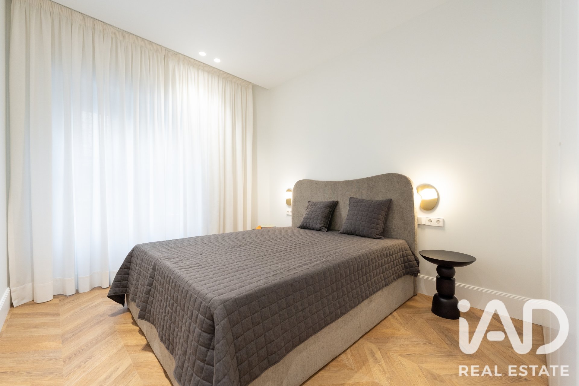Huoneisto Madrid, Espanja 2 makuuhuonetta, 143 m2 No. 187733