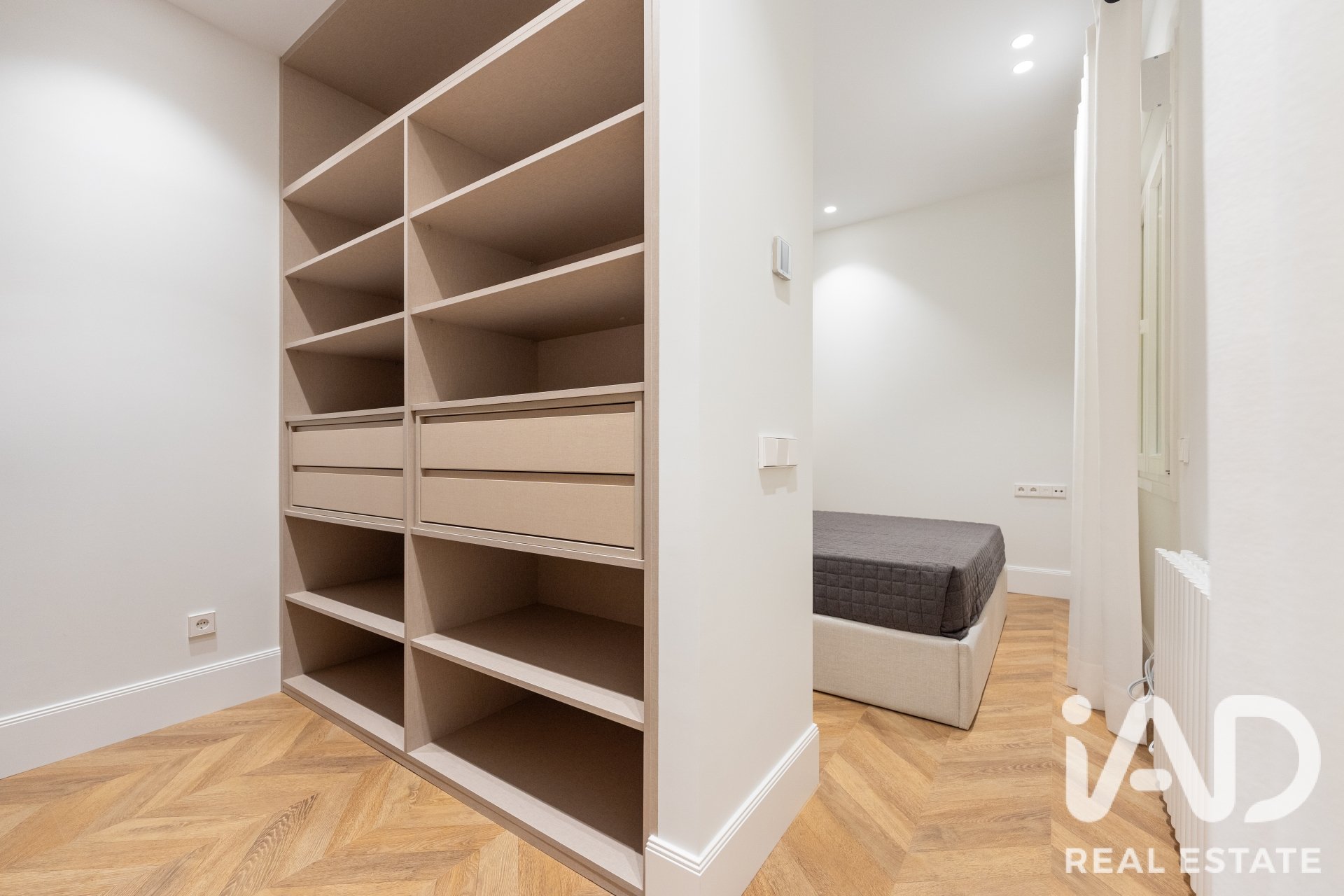 Huoneisto Madrid, Espanja 2 makuuhuonetta, 143 m2 No. 187733