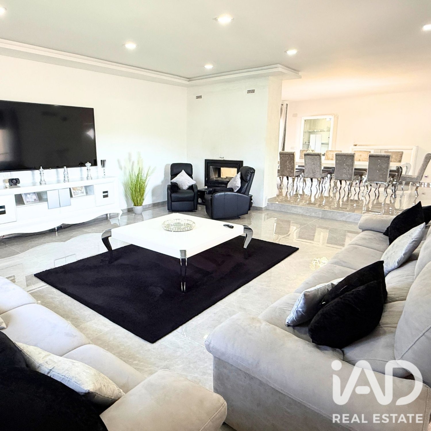 House in Mont-roig del Camp, Tarragona, Spain 5 bedrooms, 421 sq.m. No. 187731