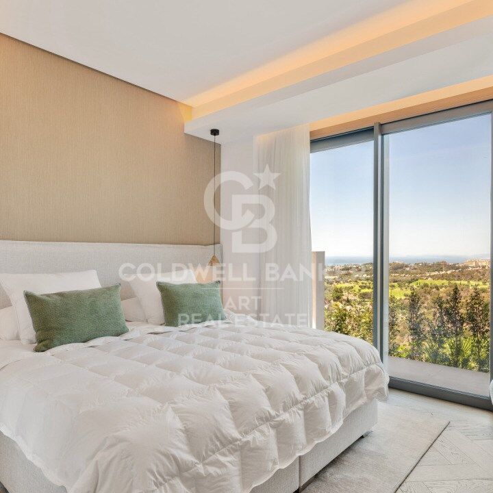 Villa i Marbella, Malaga, Spanien 4 sovrum, 456 kvm. Nr. 156725