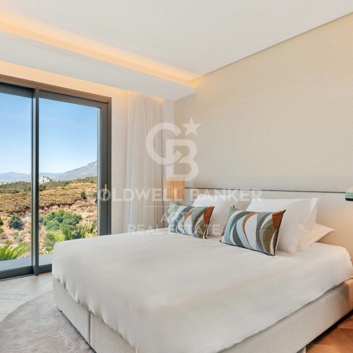 Villa i Marbella, Malaga, Spanien 4 sovrum, 456 kvm. Nr. 156725