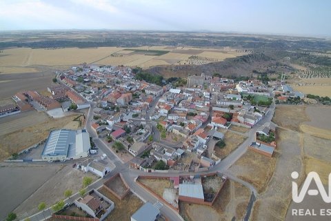 Коммерческая недвижимость в Велада, Толедо, Испания 1800м2 №188227
