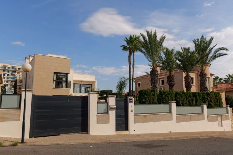 Willa w La Veleta, Alicante, Hiszpania 3 sypialnie, 430 mkw. nr 164954