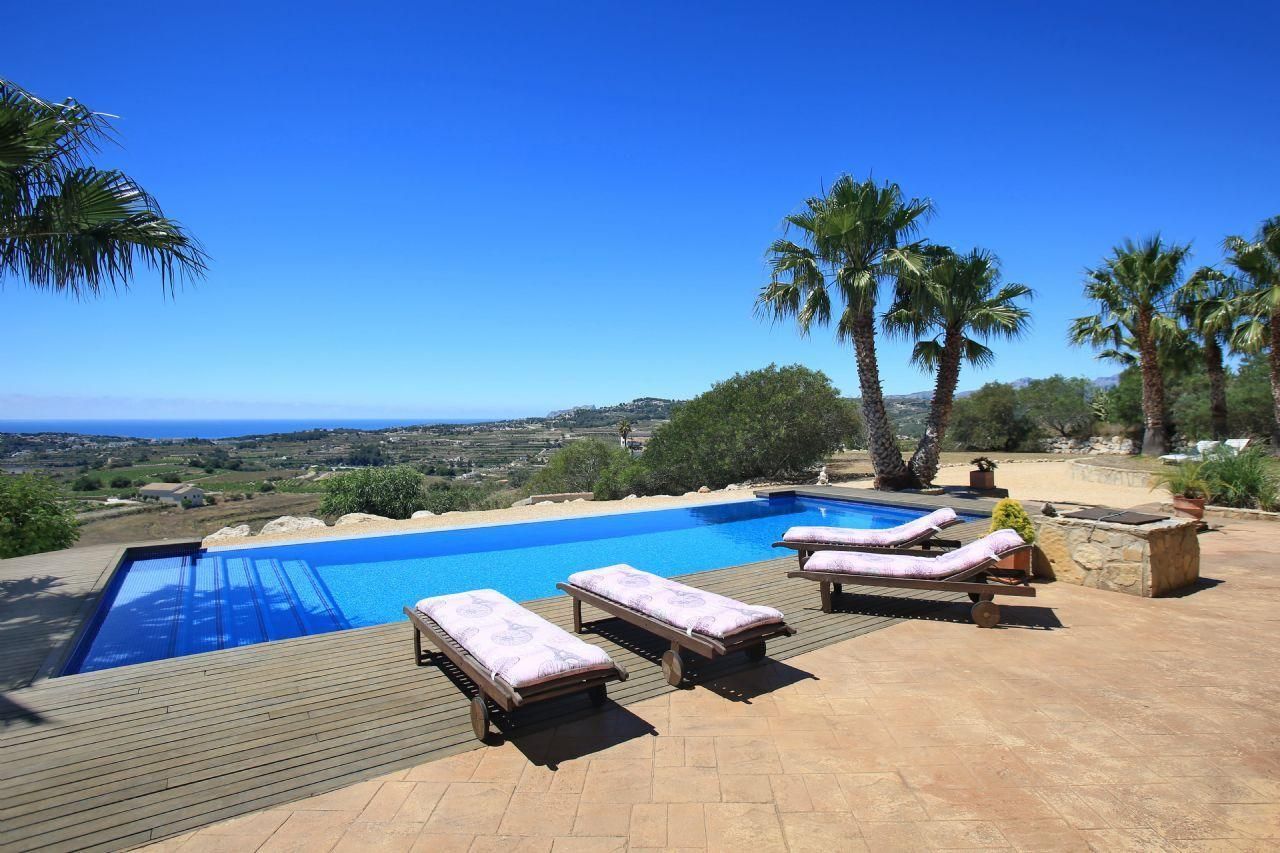 Willa w Moraira, Alicante, Hiszpania 3 sypialnie, 400 mkw. nr 95716